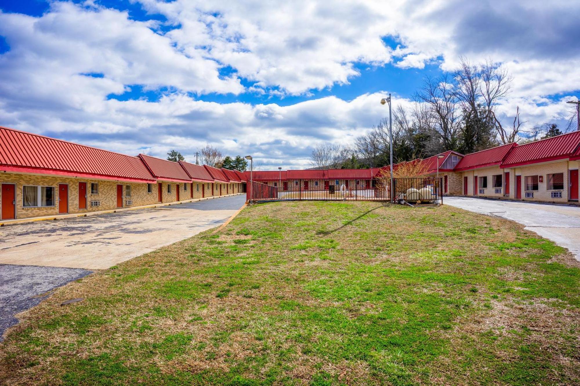 Ozark Junction Mountain View By Oyo Motell Exteriör bild
